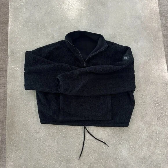 ***SOLD*** Alo Half-Zip Sherpa Jacket Black Shearling cabin Sweater $160 Size M - Picture 5 of 5